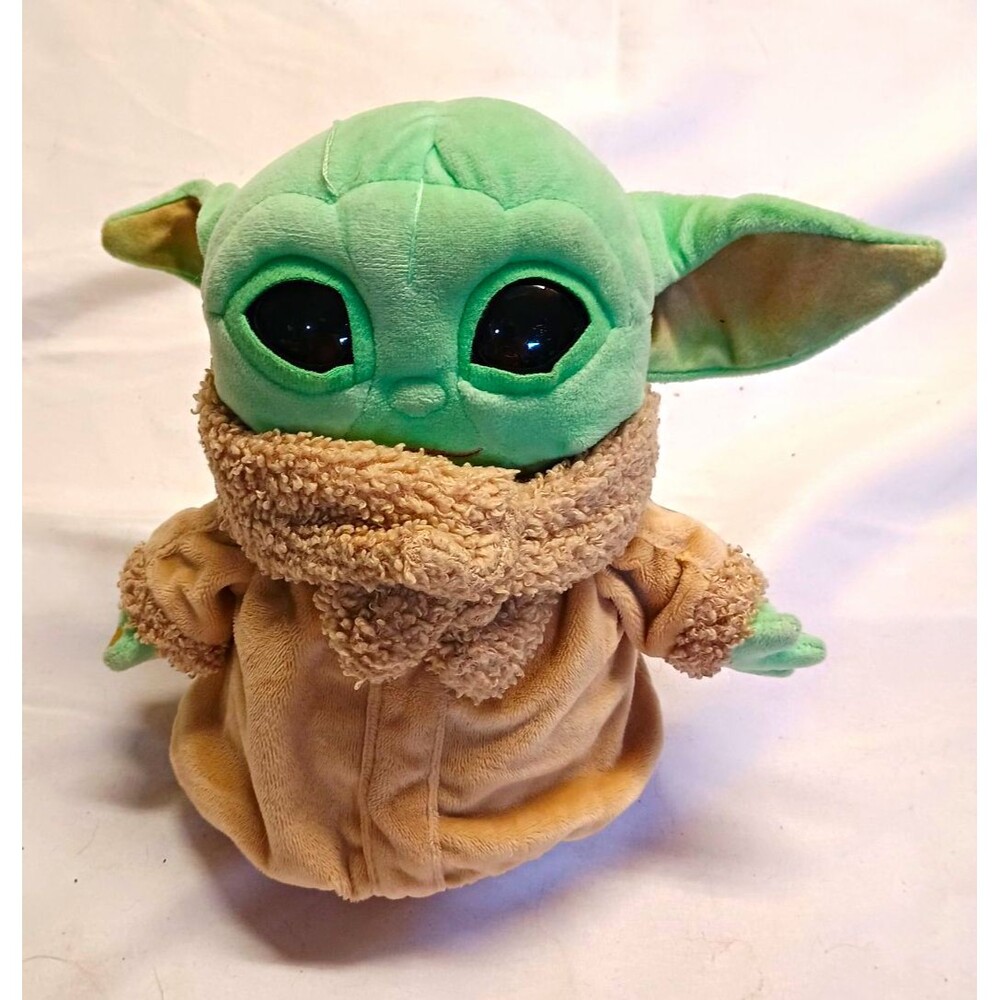 Mattel Star Wars Grogu The Child 8" Plush GWH23 Mandalorian Baby Yoda